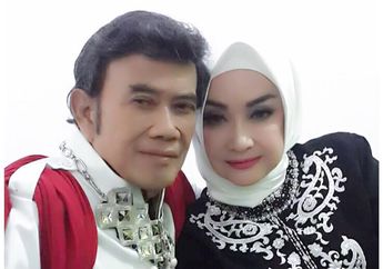 Pantas Rela Dimadu dengan 4 Wanita, Ricca Rahim Bongkar Pelayanan Rhoma Irama ini Masih Buat Dirinya Klepek-klepek Walau Sudah 36 Menikah