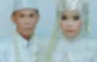 Pernikahan beda usia Abah Sarna dan Noni di Subang, Jawa Barat
