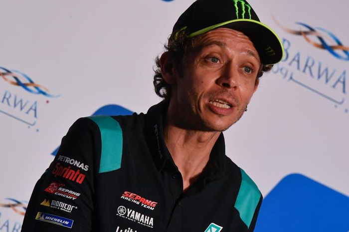 Valentino Rossi lempar sindiran pedas kepada Brad Binder jelang balapan MotoGP Doha 2021 akhir pekan ini