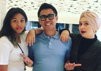 Gaya Kece & Kompak Pakai Kemeja Putih Ala Viona Rosalina dan Anak Eko Patrio, Nayla Ayu!