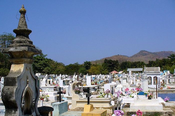 Pemakaman Santa Cruz