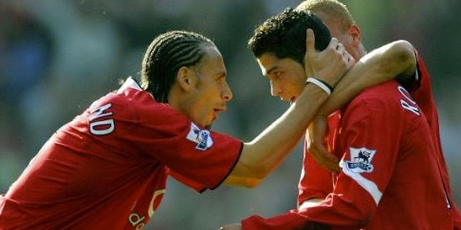 Tak seperti Gary Neville, Rio Ferdinand Justru Bela Cristiano Ronaldo yang Merajuk