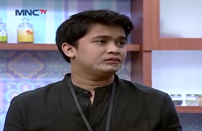 Tangkap layar youtube/rumah seleb__ Billy syahputra kena semprot raffi ahmad