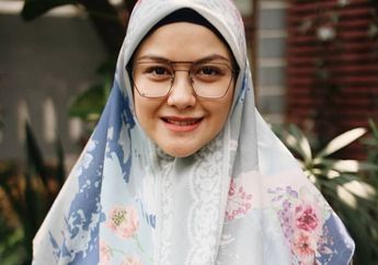 Telan Pil Pahit Gagal Jadi Menantu Keluarga Cendana, Artis Cantik ini Pilih Nikahi Pria 3 Tahun Lebih Muda Hingga Disebut Turun Pamor dan Hilang Dari Dunia Hiburan yang Besarkan Namanya, Revalina S Temat: Terserah Aja!