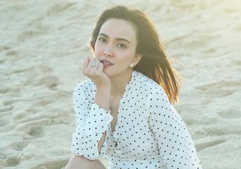 Hamil 4 Bulan, Tampilan Seksi Shandy Aulia Pakai Baju Renang Ketat di Bali Jadi Sorotan Karena Bentuk Perutnya