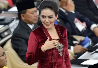 Merana karena Kisah Asmaranya yang Pahit, Pemeran Oneng Bajaj Bajuri Ini Justru Sukses Berkarier Politik Duduki Kursi Wakil Rakyat Selama 3 Periode, Kekayaannya Bikin Terpana