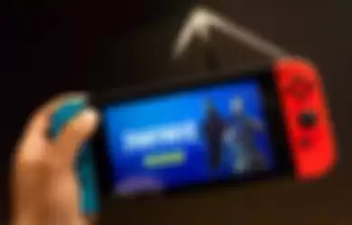 Bermain Fortnite di Nintendo Switch