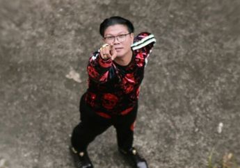 4 Kali Kawin Cerai Tapi Masih Gaet Puluhan Wanita Sampai Pasang Tarif Rp 100 Juta, Babang Tamvan Diramal Takkan Bisa Setia, Mbak You: Tanpa Mencari pun Perempuan yang Mendekati Dia!