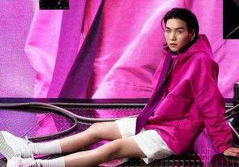 Suga BTS Debut Jadi Brand Ambassador Valentino dan Hadiri Paris Fashion Week