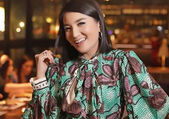 Gagal Dinikahi Bupati Bandung Barat hingga Rumah Tangganya Hancur Setelah Diselingkuhi Sang Suami dengan 10 Wanita, Artis Seksi Ini Muncul Kembali dan Membawa Kabar Pilu Tentang Orang Tuanya
