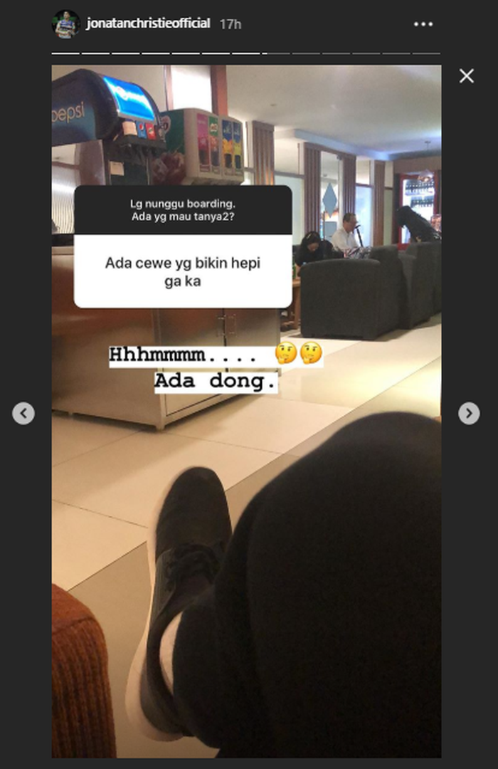 Unggahan Jonatan Christie yang menjawab pertanyaan netizen soal wanita