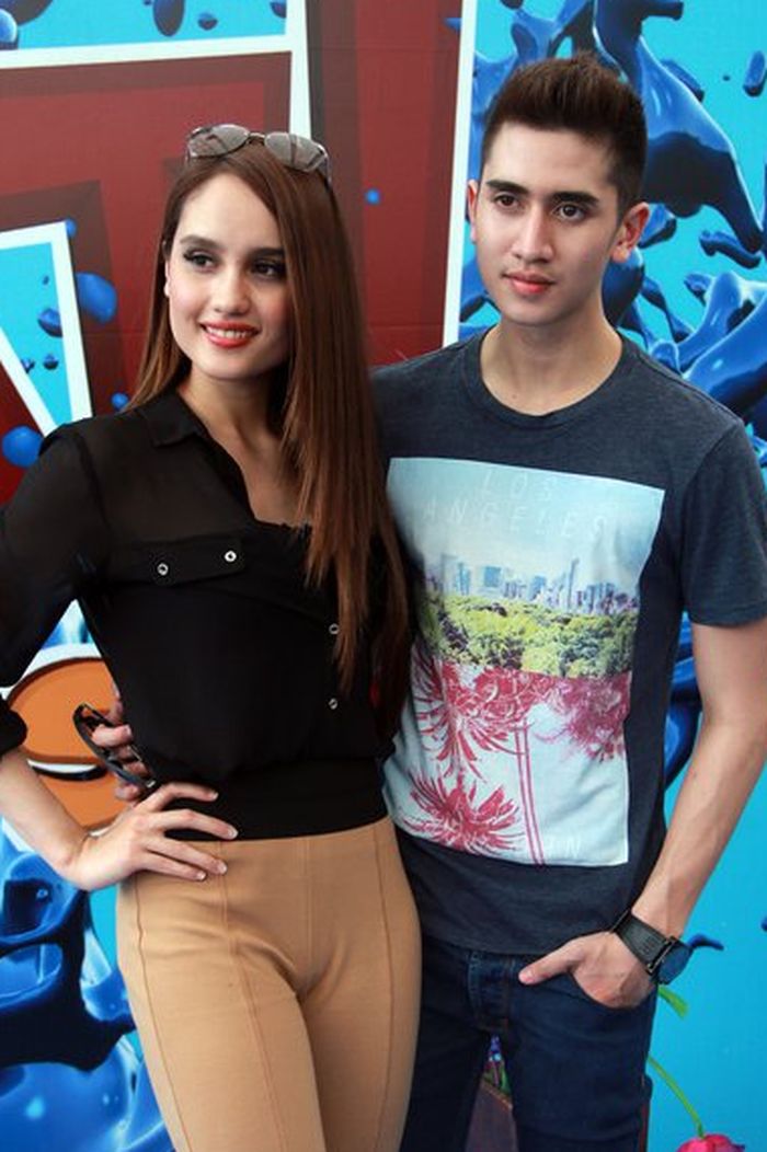 Cinta Laura dan Verrell Bramasta pernah dekat