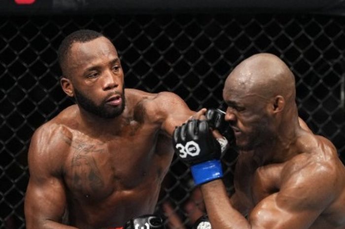 Leon Edwards mengalahkan Kamaru Usman untuk mempertahankan sabuk juara kelas welter di UFC 286, Minggu (19/3/2023) WIB di London.