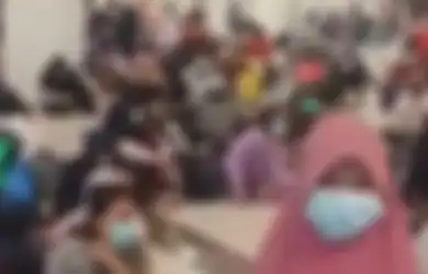 'Jakarta Memasuki Fase Amat Genting', Wisma Atlet Penuh hingga Banyak Pasien Covid-19 Lesehan di Lantai untuk Antre Kamar Inap