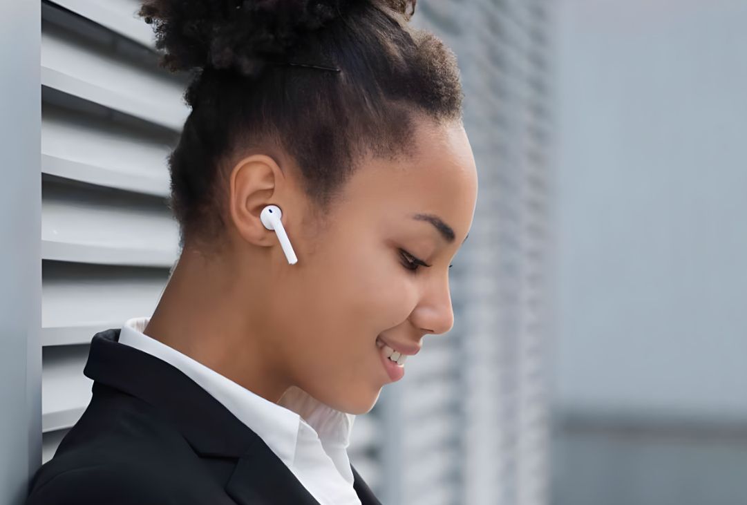 (Rumor) Apple Will Reportedly Make AirPods A Hearing Aid