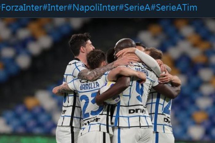 Inter Milan memetik hasil imbang di kandang Napoli dalam laga Liga Italia, 18 April 2021.