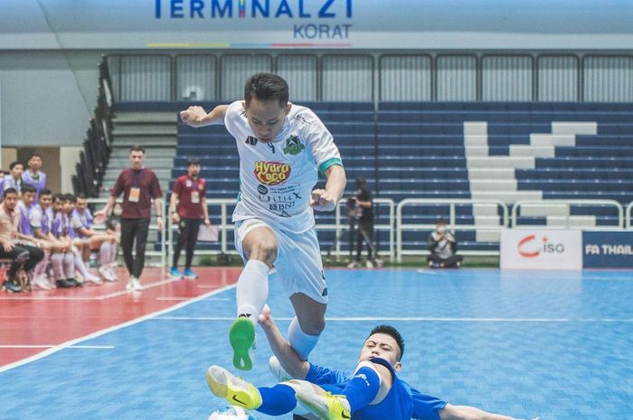 Aksi Bintang Timur Surabaya saat menghadapi Hongyen Thakam di AFF Futsal Cup 2022