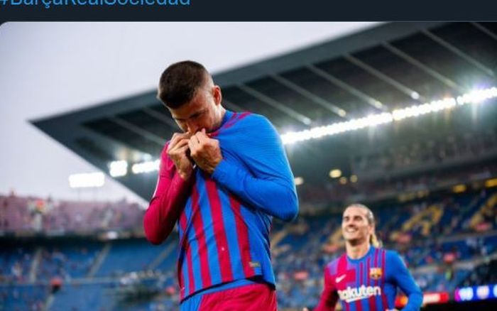 Gerard Pique merayakan gol untuk Barcelona ke gawang Real Sociedad dalam pekan perdana Liga Spanyol di Camp Nou, 15 Agustus 2021.