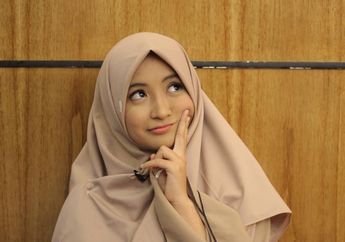 5 Warna Hijab yang Wajib Dimiliki Hijaber Kulit Sawo Matang Biar Enggak Terlihat Butek!