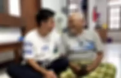 Foto kakek Suhud membalas tatapan Baim Wong dengan tawa dan canda itu langsung mendapatkan banyak respons dari netizen.