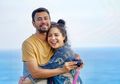 Nagita Slavina Pamer Foto Mesra Bersama Raffi Ahmad Sambil Nyeker, Tas yang Dipakai Justru Jadi Sorotan!