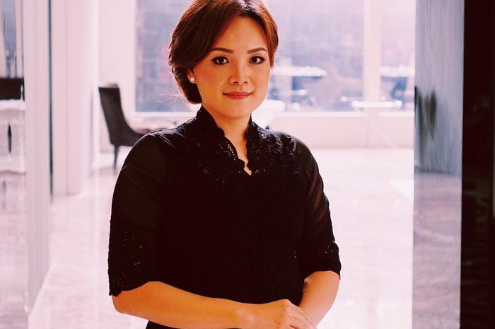 4 Fakta Laura Lazarus, Mantan Pramugari yang Pernah Alami ...