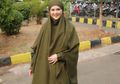 Santer Diiisukan Hamil, Cut Meyriska Melenggang Cantik Berbalut Busana Syar'i di Panggung Fashion Show