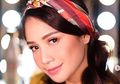 Netizen Adu Lipstik dengan Nagita Slavina, Harganya Bikin Heboh!