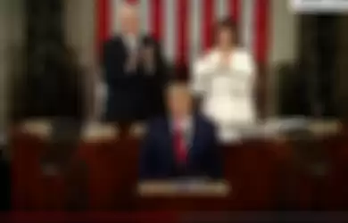 Donald Trump Memang Lolos dari Pemakzulan, Tapi Lihat Video Detik-Detik Ketua DPR AS Merobek Dokumen Kenegaraan Sang Presiden Amerika Serikat