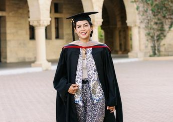 Maudy Ayunda Bagikan Momen Wisuda Keduanya dari Stanford University