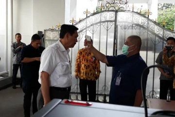 Istana Perketat Protokol Keamanan, Seluruh Akses Masuk Dipasangi Thermal Scanner, Suhu Tubuh Beda 1,5 Derajat di Atas Normal Dilarang Masuk.