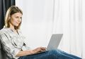 Sering Cari Penyebab Penyakit Hanya dari Internet? Hati-Hati Gejala Cyberchondria!