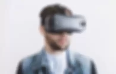 Ilustrasi pengguna Headset AR/VR yang akan meluncur di WWDC 2023