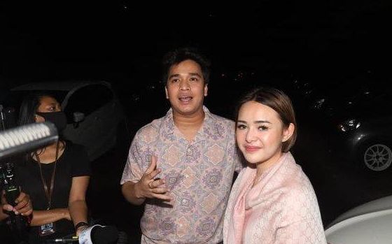 Lantang Umbar Tipe Wanita Idaman di Tengah Rumor Jalinan Cintanya