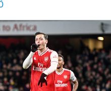 Dirumorkan Dibujuk Pindah, Mezut Oezil Sebut Tak Ada yang Bisa Memaksanya Pergi dari Arsenal