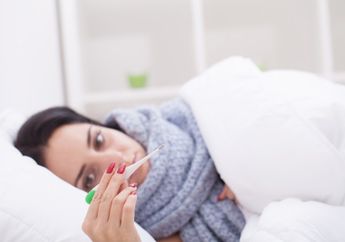 Jarang Ada yang Tahu, Turunkan Panas Demam dengan Kaos Kaki & Cuka Apel Lebih Ampuh dari Minum Obat, Begini Caranya