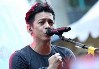 Ariel NOAH Ngotot Tak Akui Dirinya Jadi Pelaku Video Panas Bersama Cut Tari dan Luna Maya Meski Sudah Diputar Tanpa Sensor di Depan Mata, Sarah Amalia Justru Bongkar Fakta Lain Saat Jadi Saksi di Persidangan