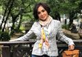 Bak Anak Gadis, Yuni Shara Tampil Modis Saat Pakai Kaos Oblong dan Celana Jeans Favoritnya