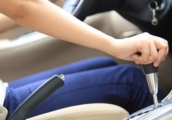 Sabtu Mulai PPKM Darurat, Manasin Mesin Mobil Matik Perhatikan Posisi Tuas Perneling