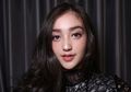 Makin Dewasa, Ranty Maria Jadi Sorotan Saat Tampil Seksi dalam Balutan Dress Belahan Tinggi