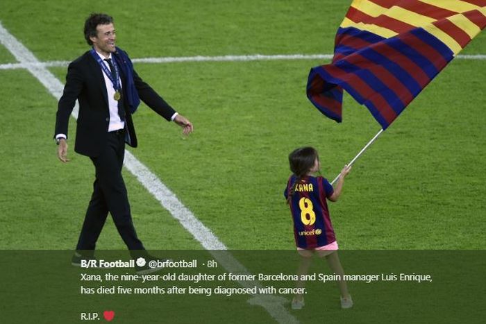 Luis Enrique dan putrinya, Xana, saat merayakan kesuksesan Barcelona.