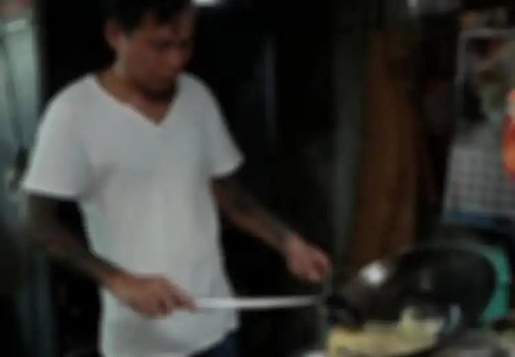 Tobatnya Seorang Gangster, Kini Rutin Sedekah 700 Mie Gratis ke Orang Miskin