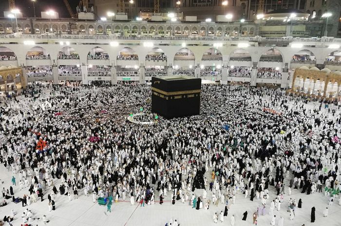 Rahasia Mengumpulkan Uang dengan Cepat untuk Umroh! Trik Jitu yang Akan