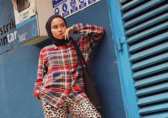 Kece & Enggak Berlebihan! Ini 3 OOTD dengan Celana Motif Leopard Ala Selebgram Hijab
