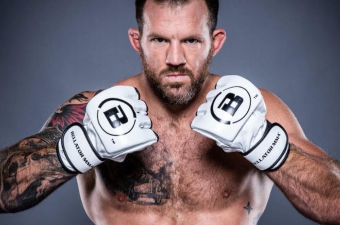 Petarung Bellator, Ryan Bader, mengungkapkan sosok yang akan menang mudah dalam pertarungan Jon Jones dan Ciryl Gane di UFC 285