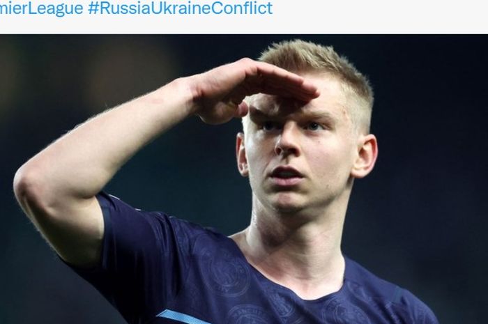 Bek kiri Manchester City asal Ukraina, Oleksandr Zinchenko, menyerang balik pernyataan striker asal Rusia, Artem Dzyuba, terkait invasi Rusia ke Ukraina.