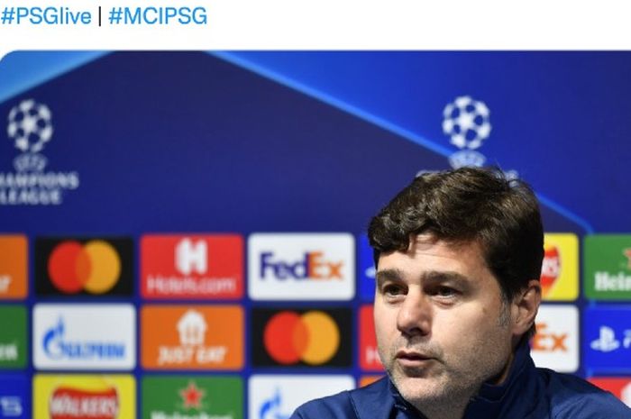 Di tengah rumor ke Manchester United, pelatih Paris Saint-Germain, Mauricio Pochettino, menekankan ia bahagia berada di PSG.