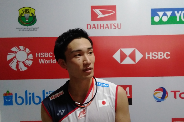 Tunggal putra asal Jepang, Kento Momota.