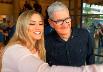 Tim Cook Hadiri Pembukaan Apple Tower Theater, Intip Keseruannya!