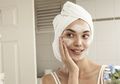 Wajah Glowing Alami Tanpa Obat Kimia, Yuk Bikin Masker Susu di Rumah!